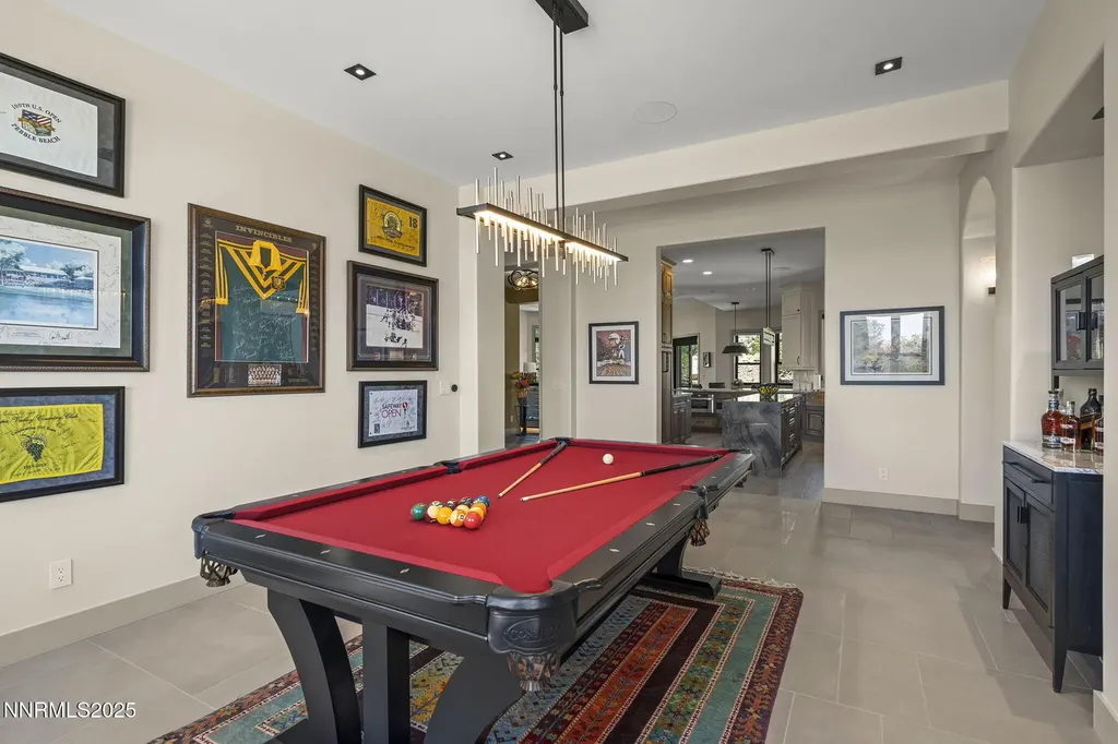6177 Featherstone Reno NV 89511