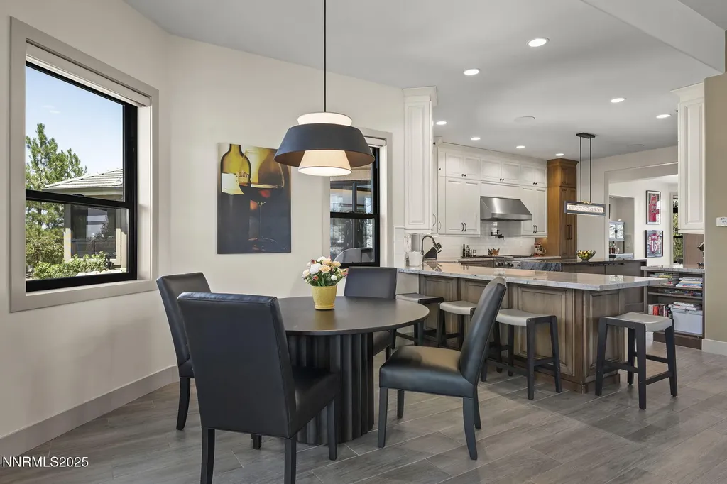 6177 Featherstone Reno NV 89511