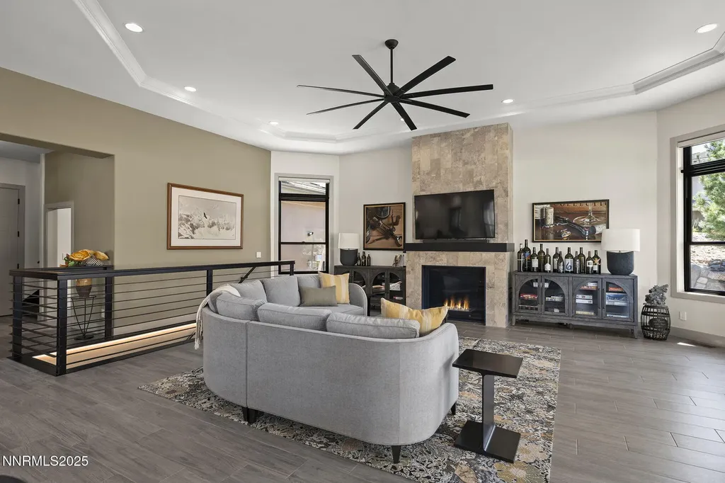 6177 Featherstone Reno NV 89511