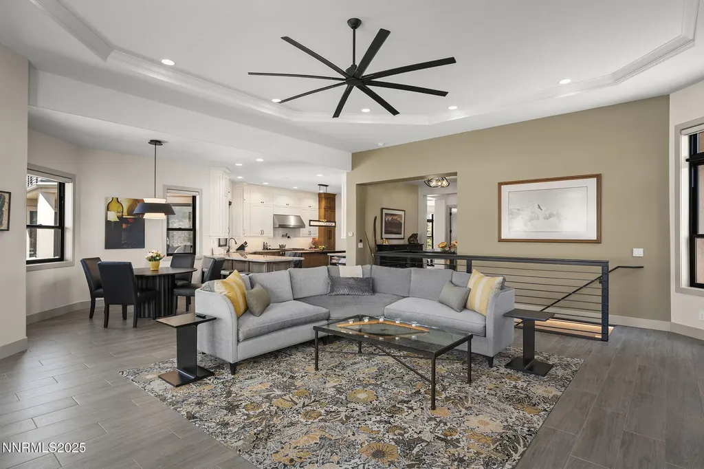 6177 Featherstone Reno NV 89511