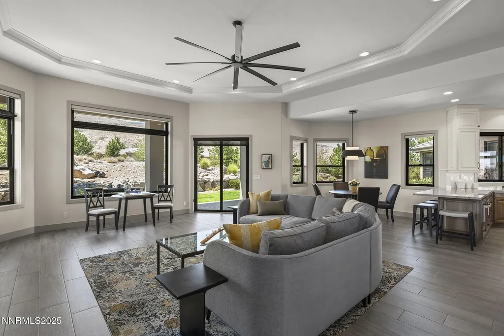 6177 Featherstone Reno NV 89511