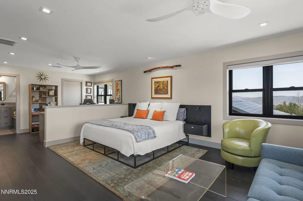 6177 Featherstone Reno NV 89511