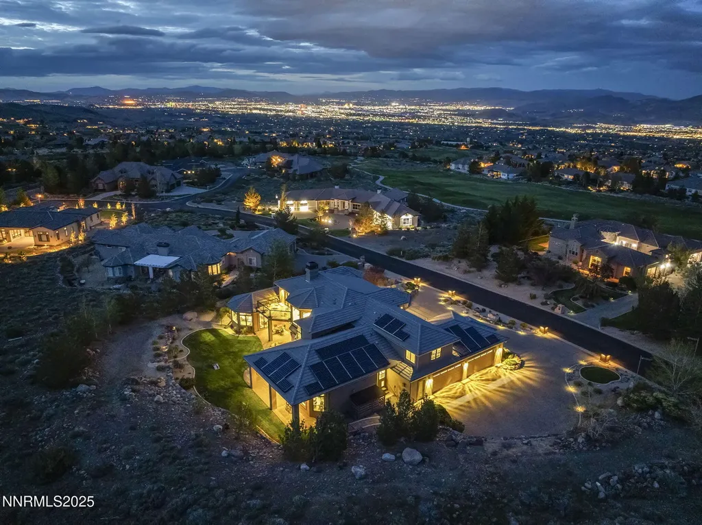 6177 Featherstone Reno NV 89511