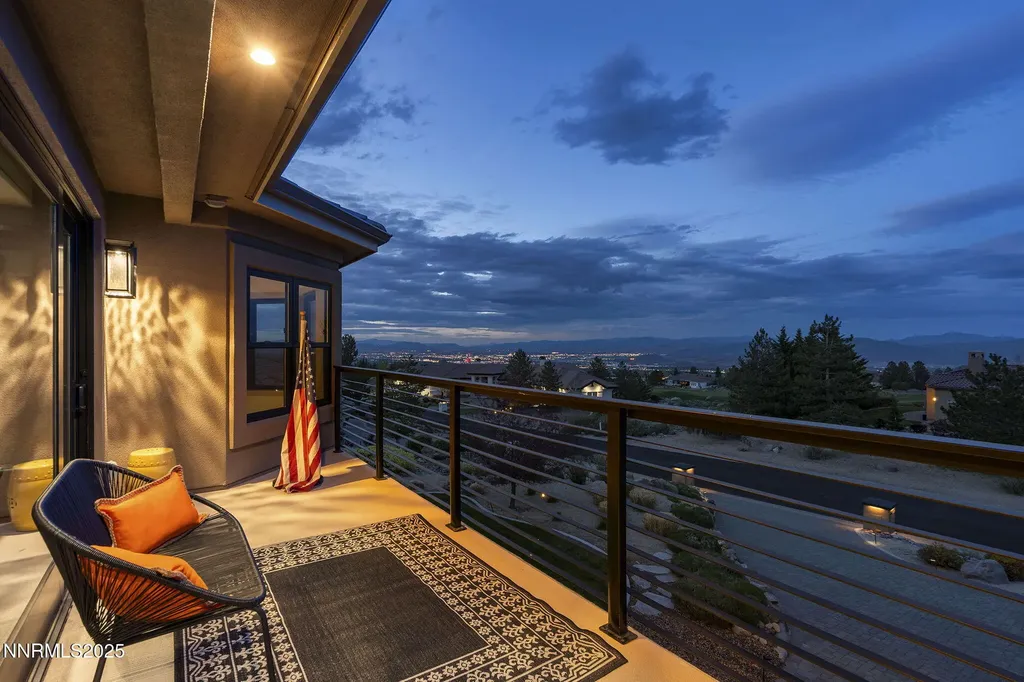 6177 Featherstone Reno NV 89511