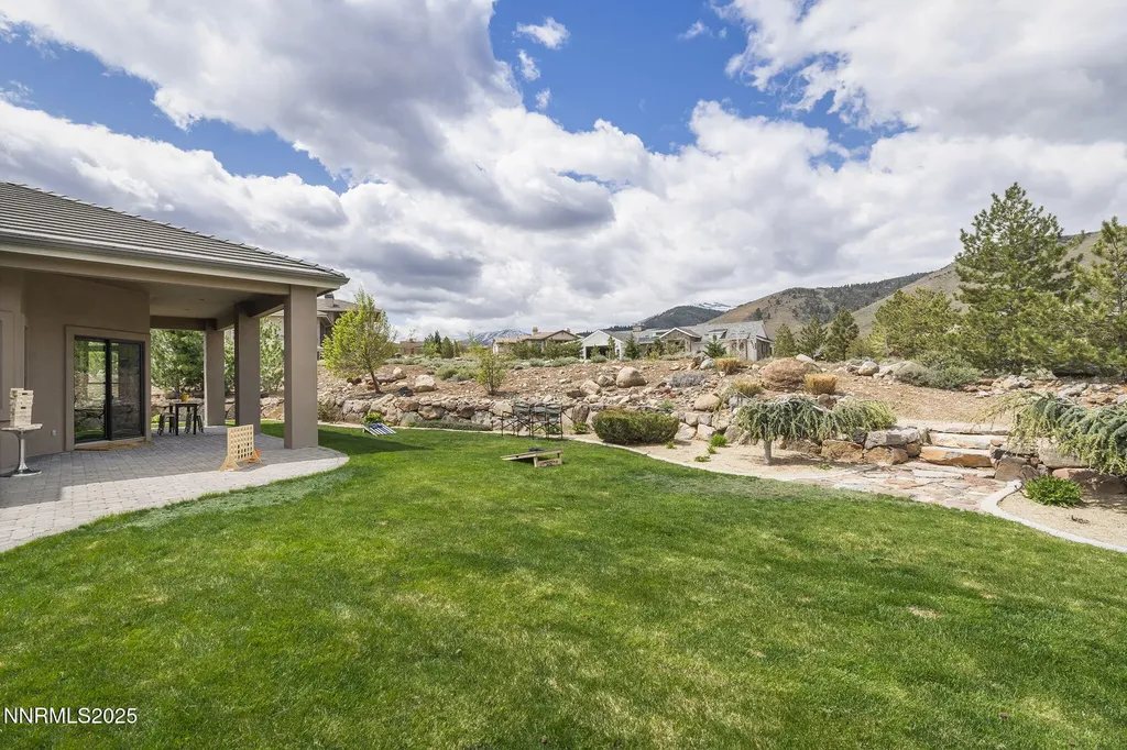 6177 Featherstone Reno NV 89511