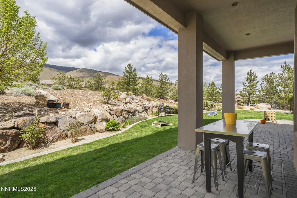 6177 Featherstone Reno NV 89511