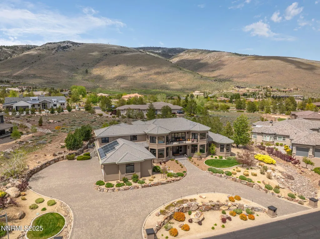6177 Featherstone Reno NV 89511