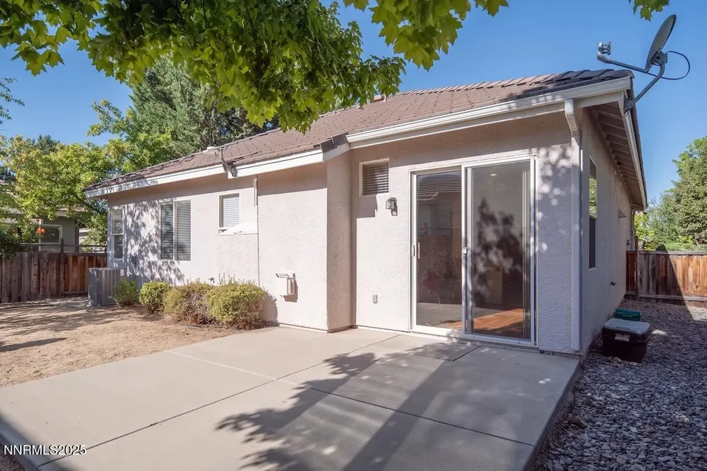 7430 Earlsmoore Sparks NV 89436
