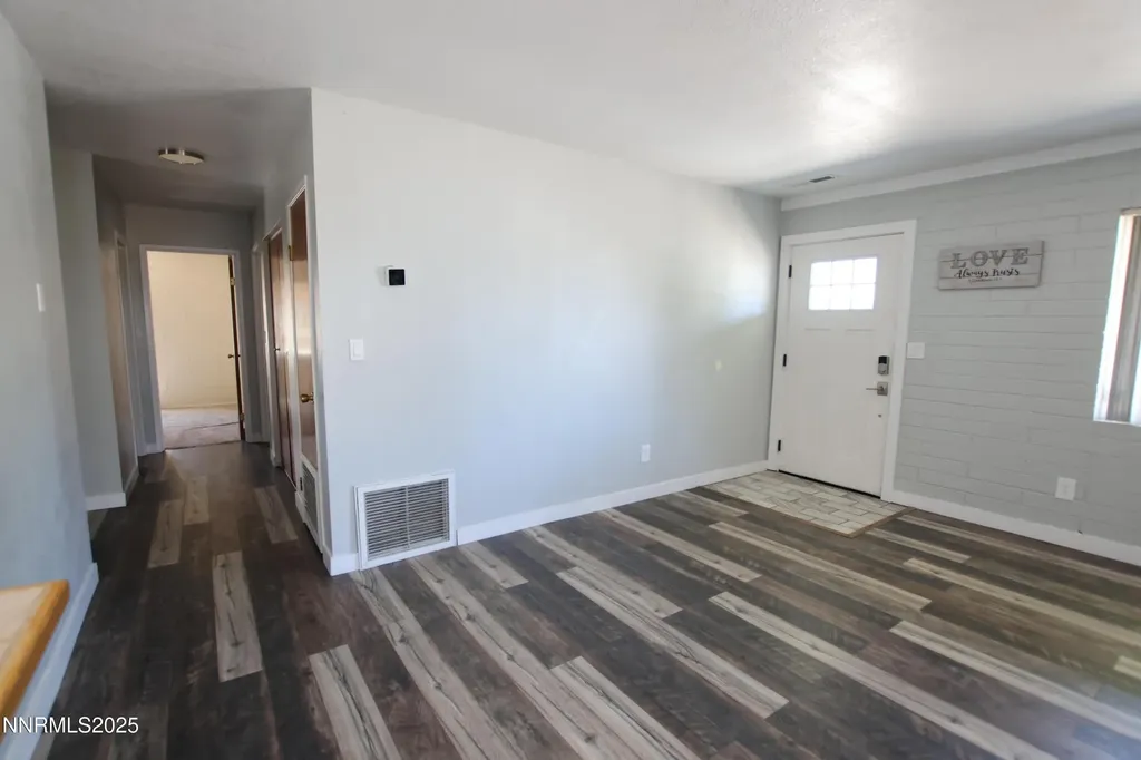 824 H Hawthorne NV 89415