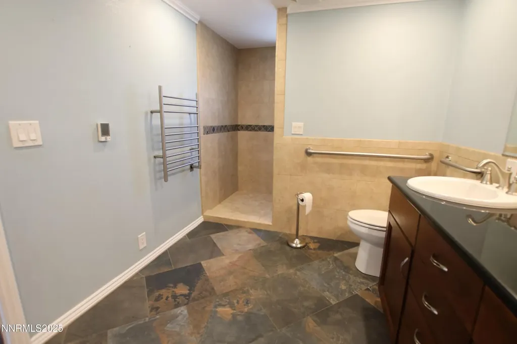 824 H Hawthorne NV 89415
