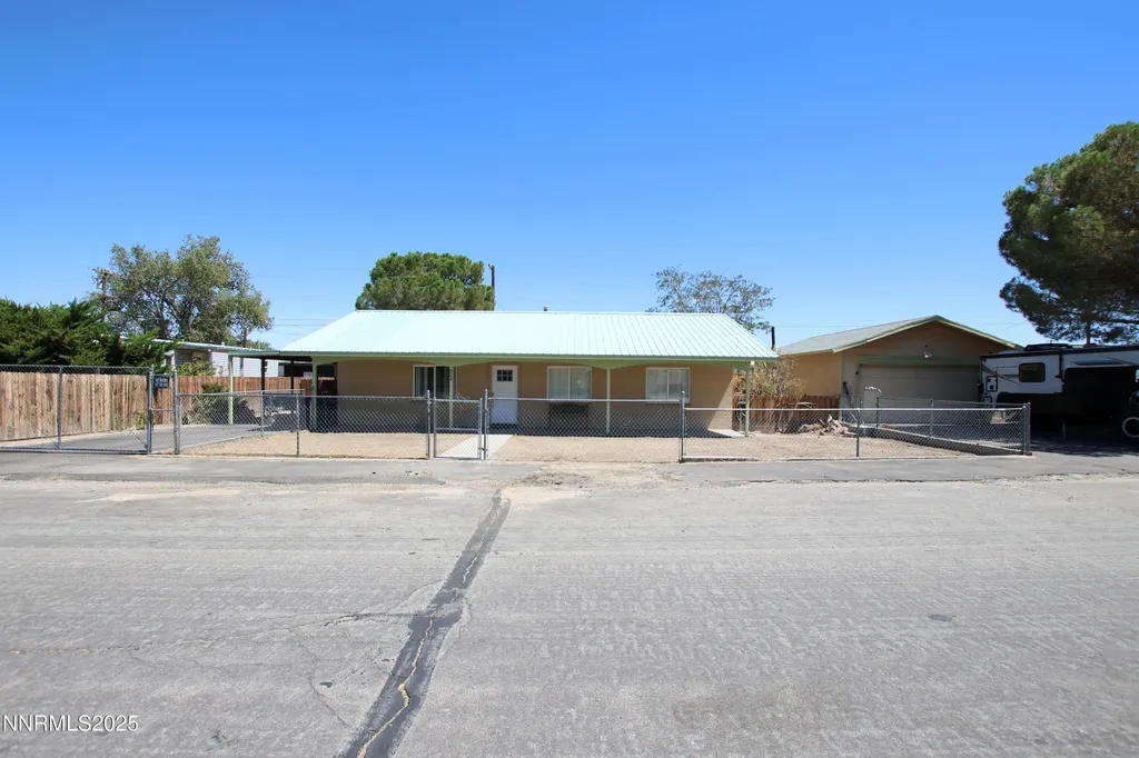 824 H Hawthorne NV 89415