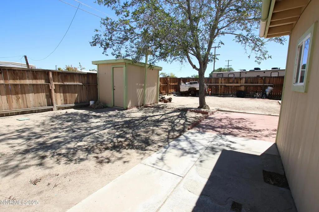 824 H Hawthorne NV 89415