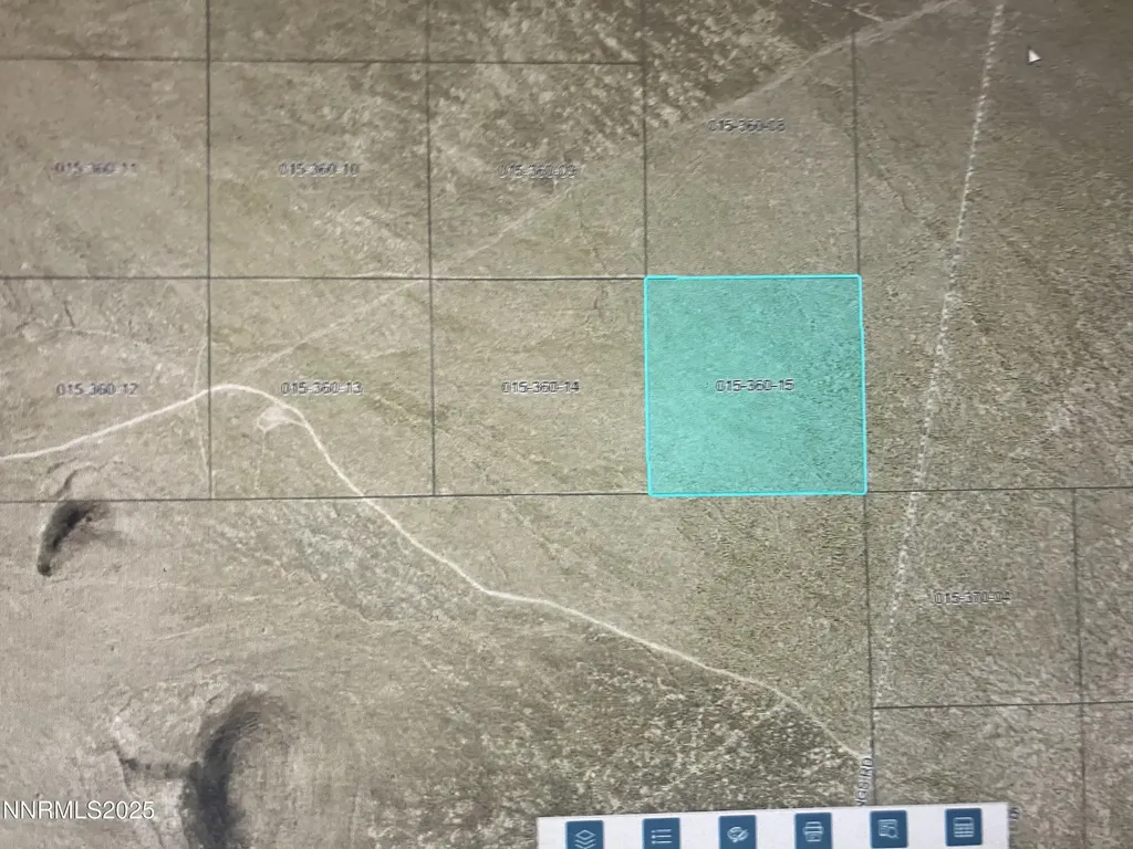 01536015 Near Old Immigrant Trail Lovelock NV 89419