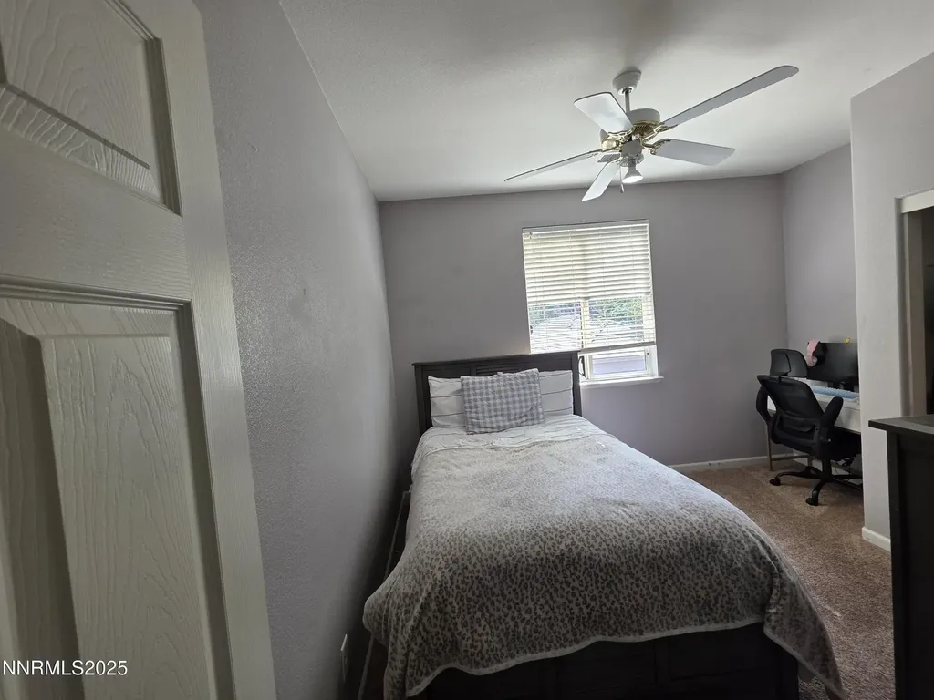 6140 Black Gypsum Sparks NV 89436