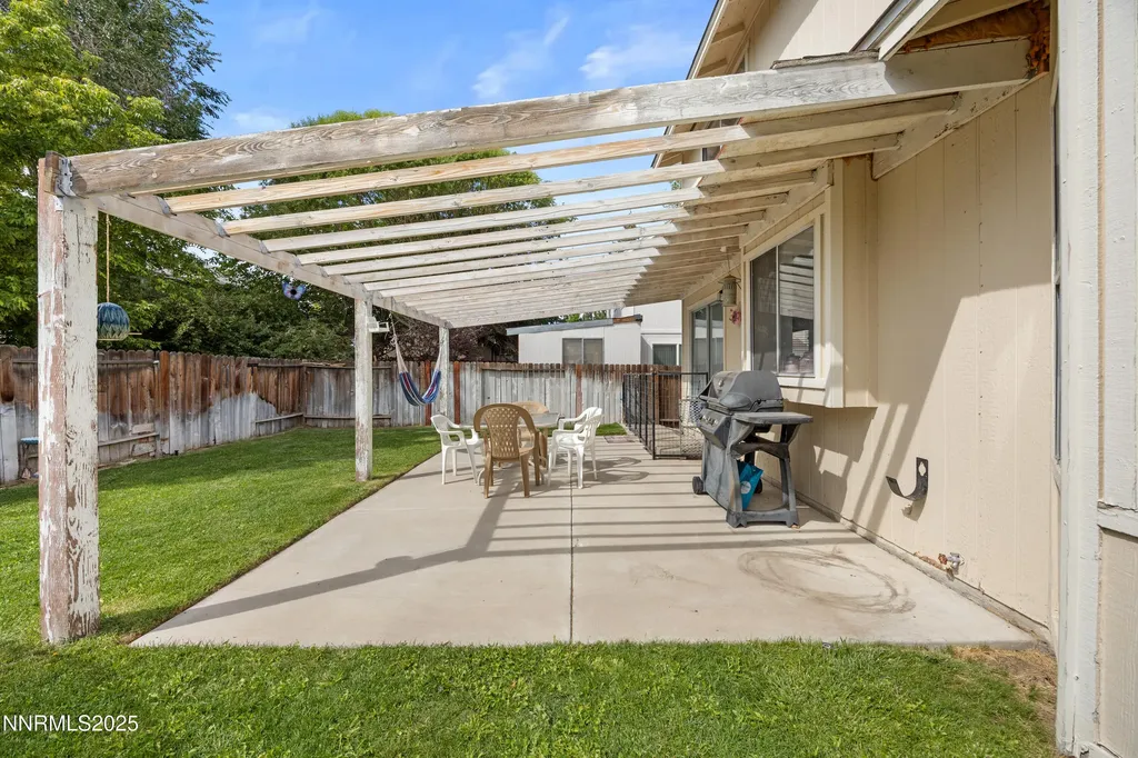 2578 Blossom View Carson City NV 89701