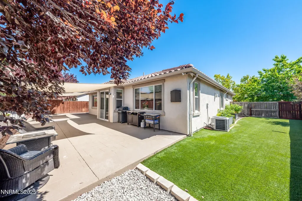 7105 High Hill Sparks NV 89436