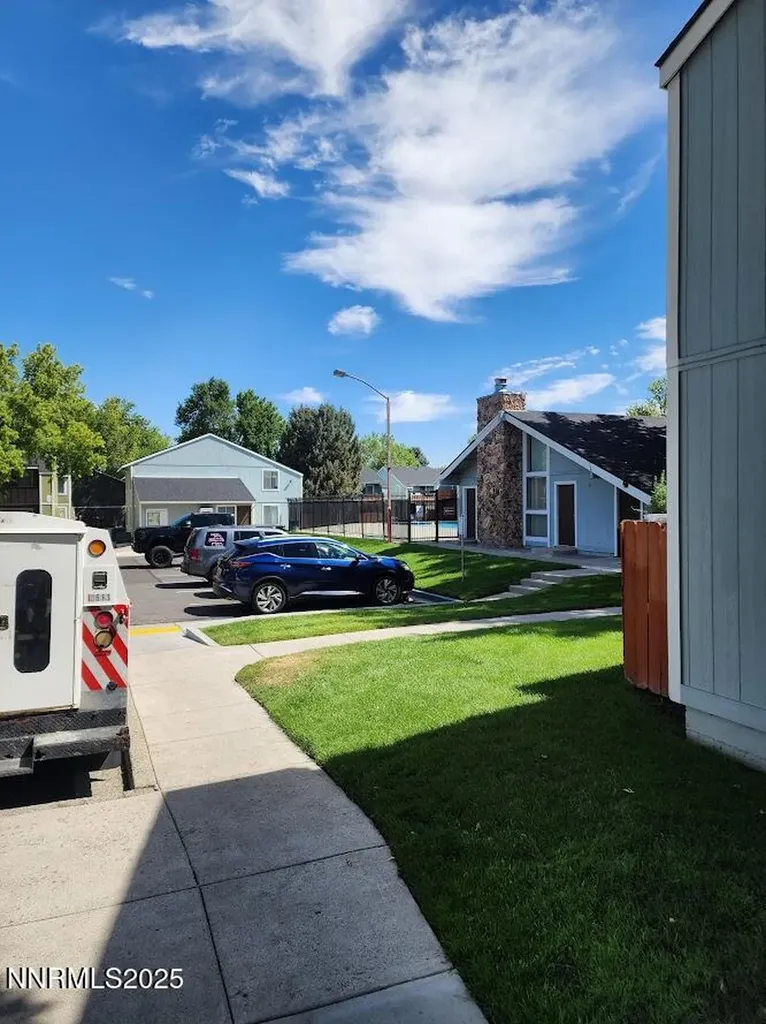 4604 Neil Reno NV 89502