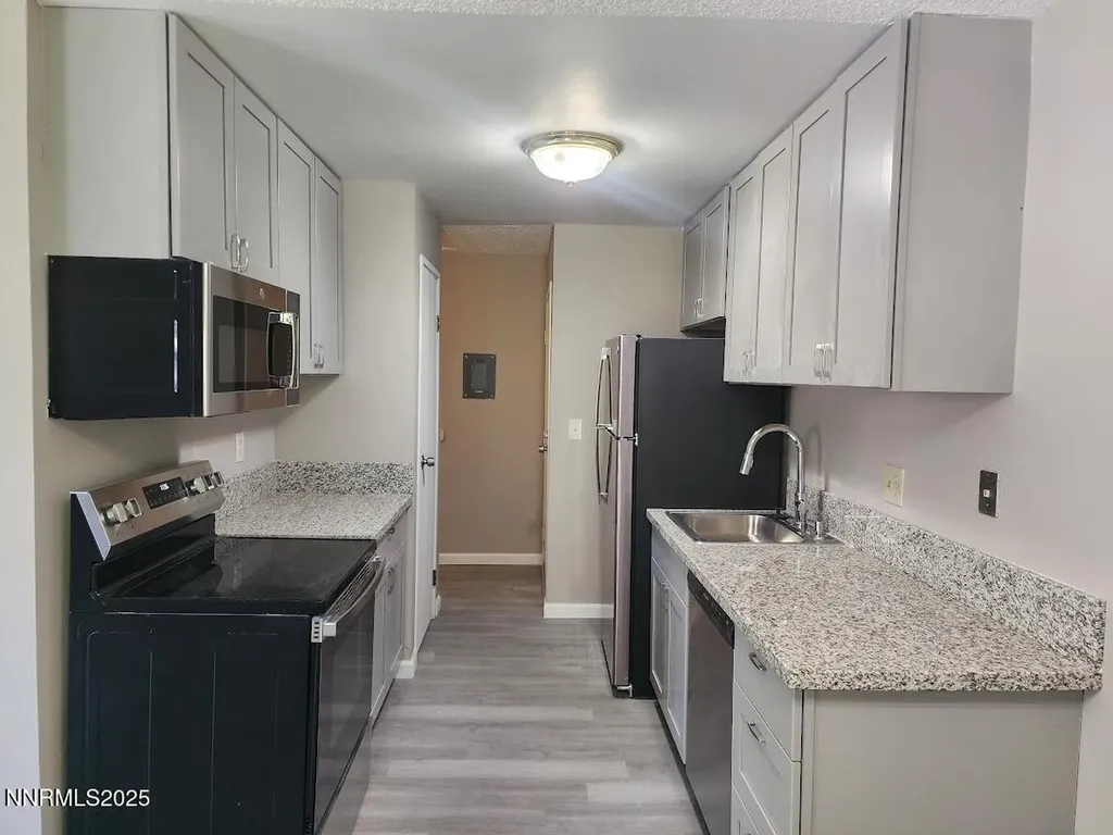 4604 Neil Reno NV 89502
