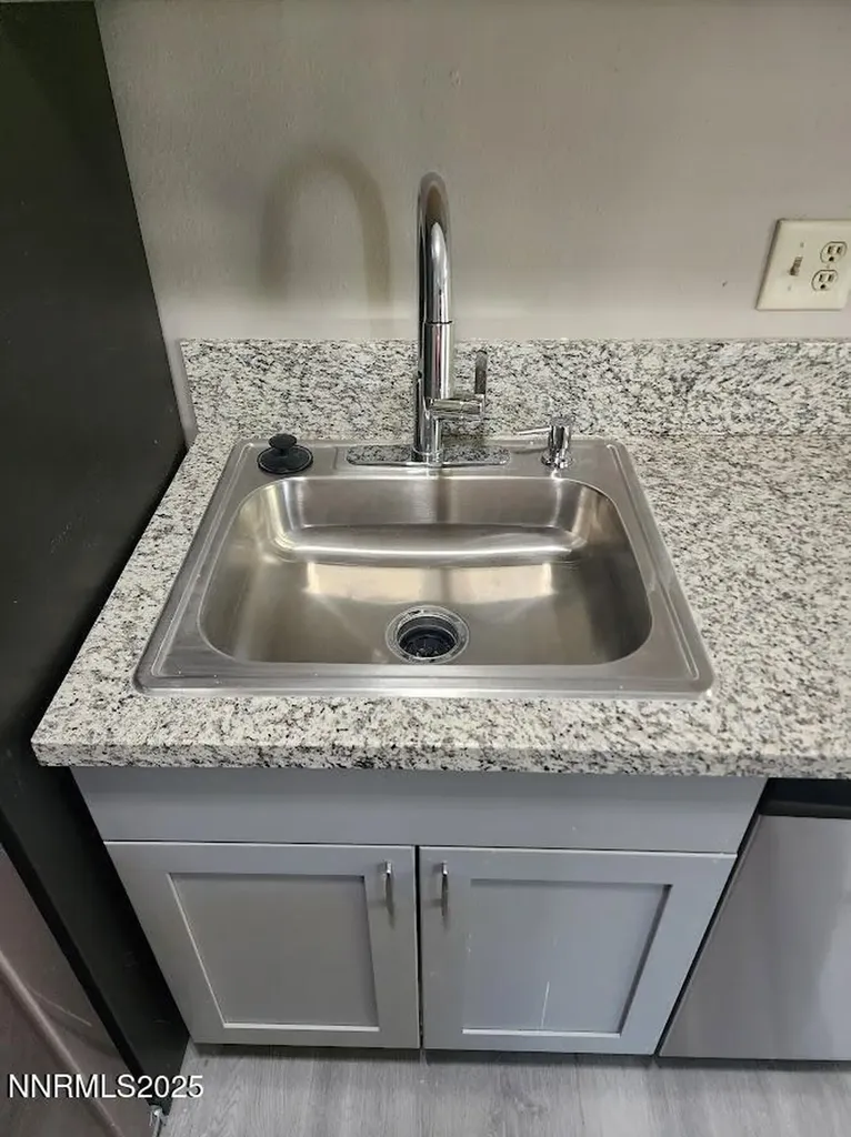 4604 Neil Reno NV 89502