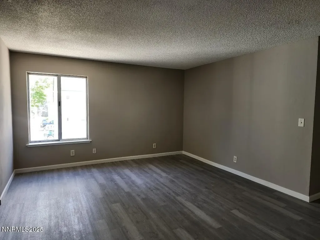 4604 Neil Reno NV 89502