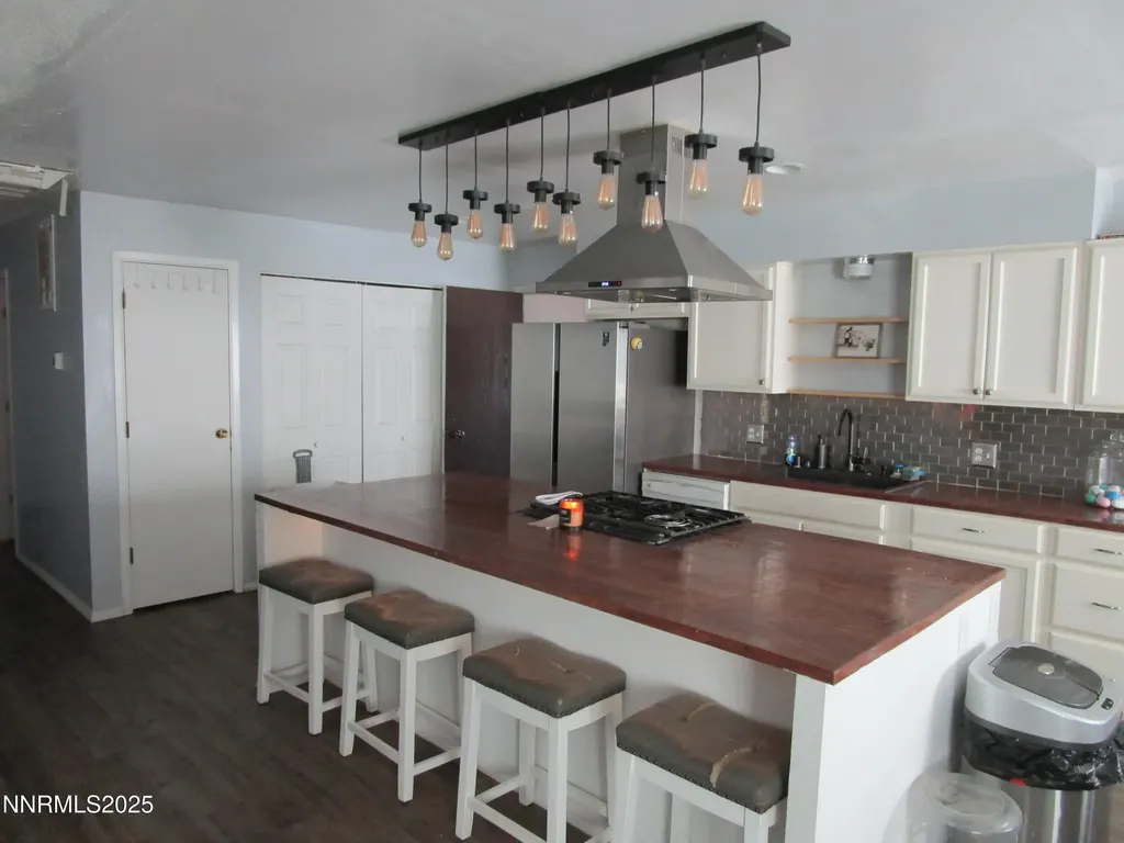 1091 Tiffany Fallon NV 89406