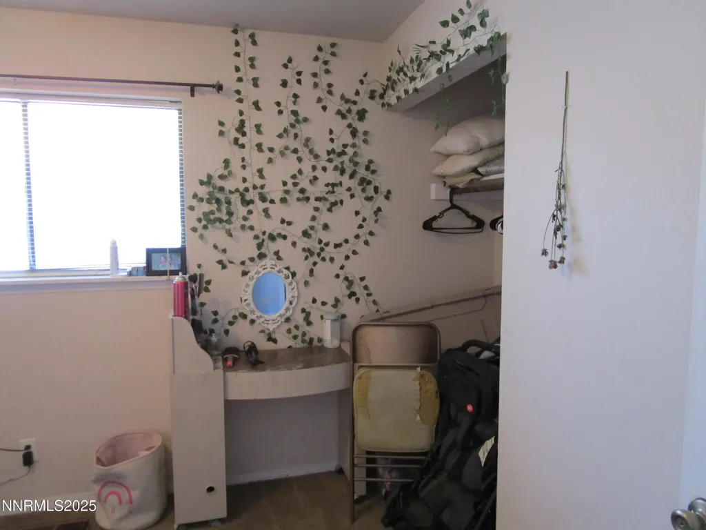 1091 Tiffany Fallon NV 89406