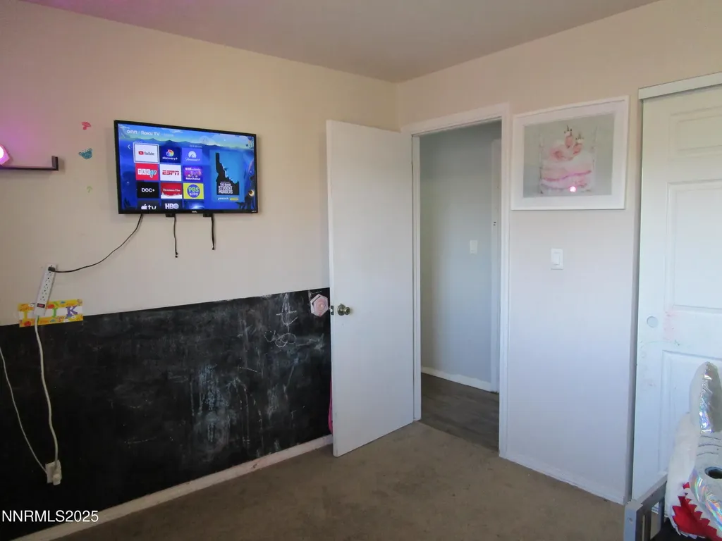 1091 Tiffany Fallon NV 89406
