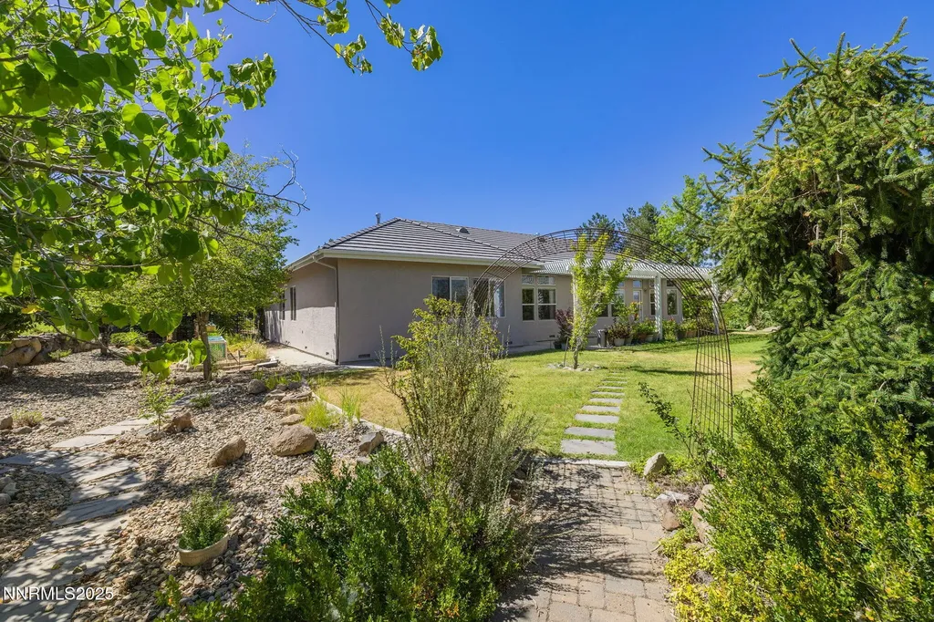 5084 Acoma Reno NV 89511