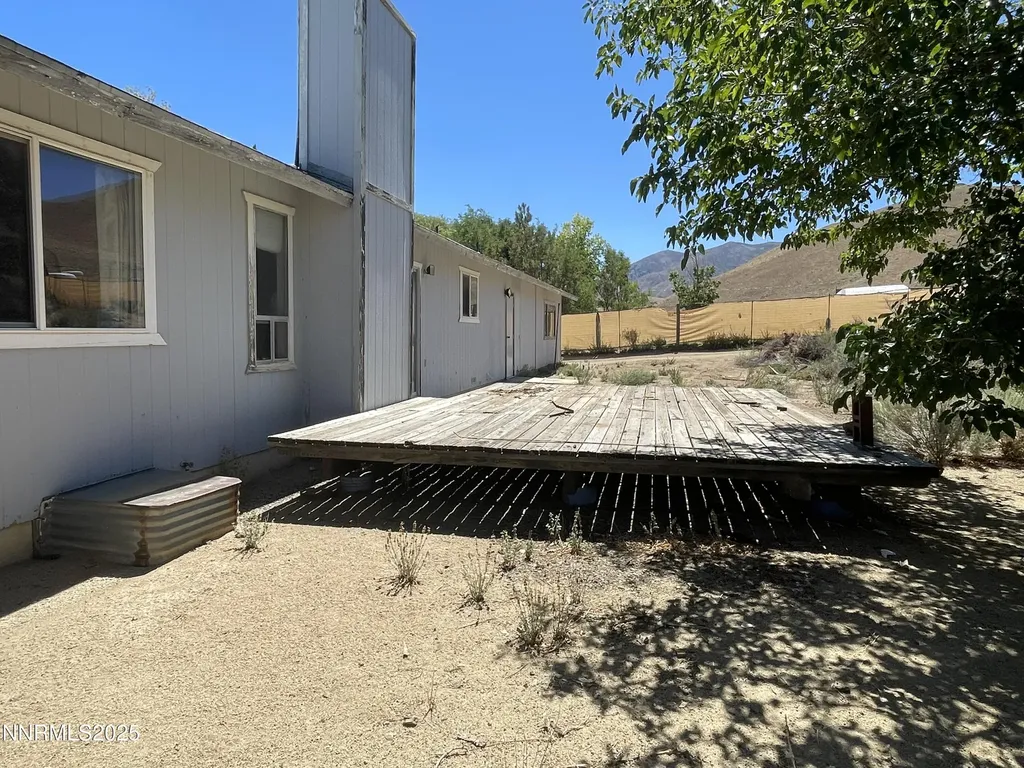 10655 Silver Spur Reno NV 89508