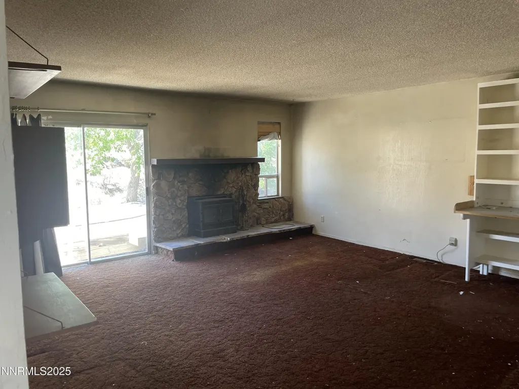 10655 Silver Spur Reno NV 89508