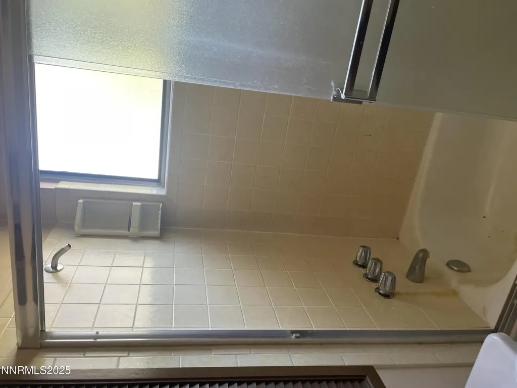 10655 Silver Spur Reno NV 89508