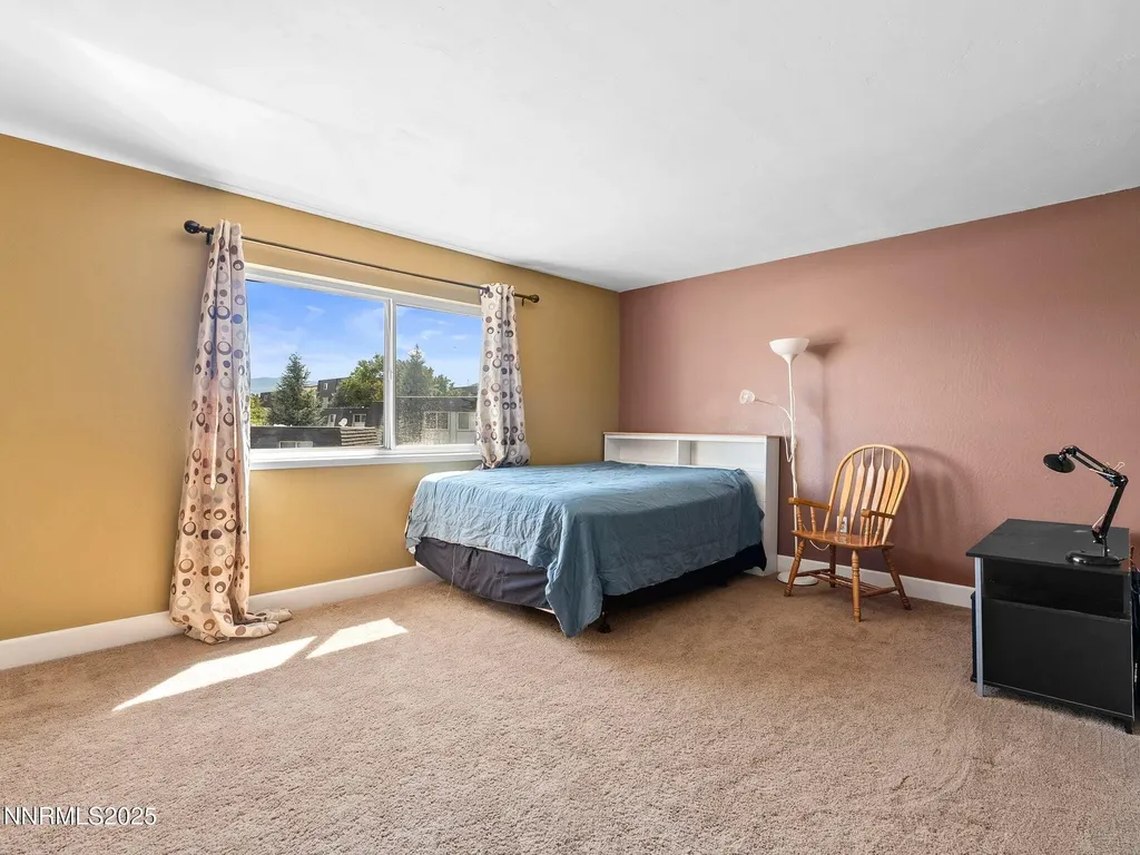230 Bisset Reno NV 89503