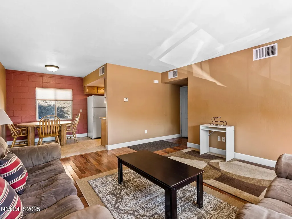 230 Bisset Reno NV 89503