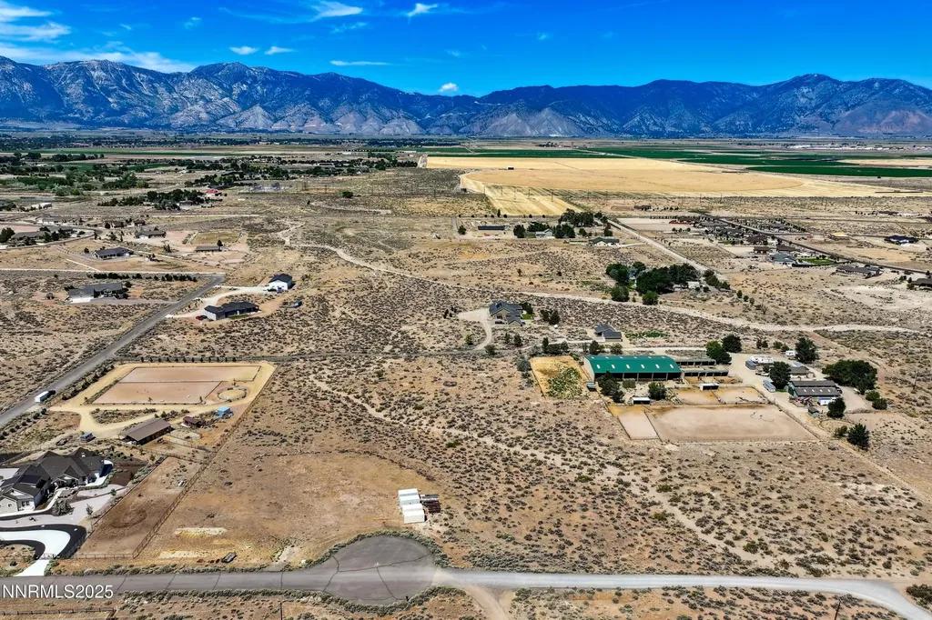 1770 Coyote Minden NV 89423