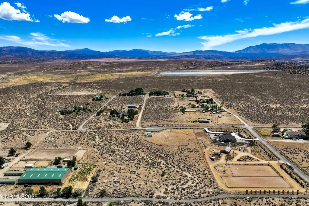 1770 Coyote Minden NV 89423