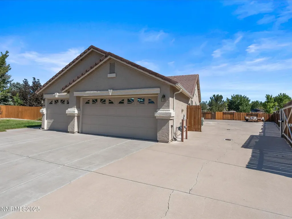 8044 Miramar Sparks NV 89436