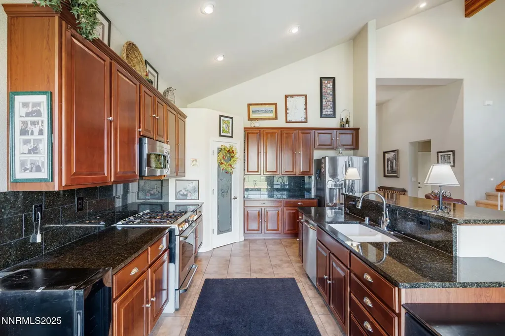 648 St Andrews Dayton NV 89403