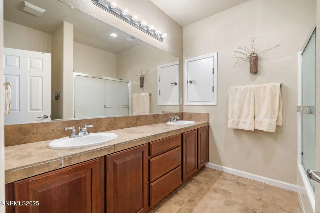 648 St Andrews Dayton NV 89403