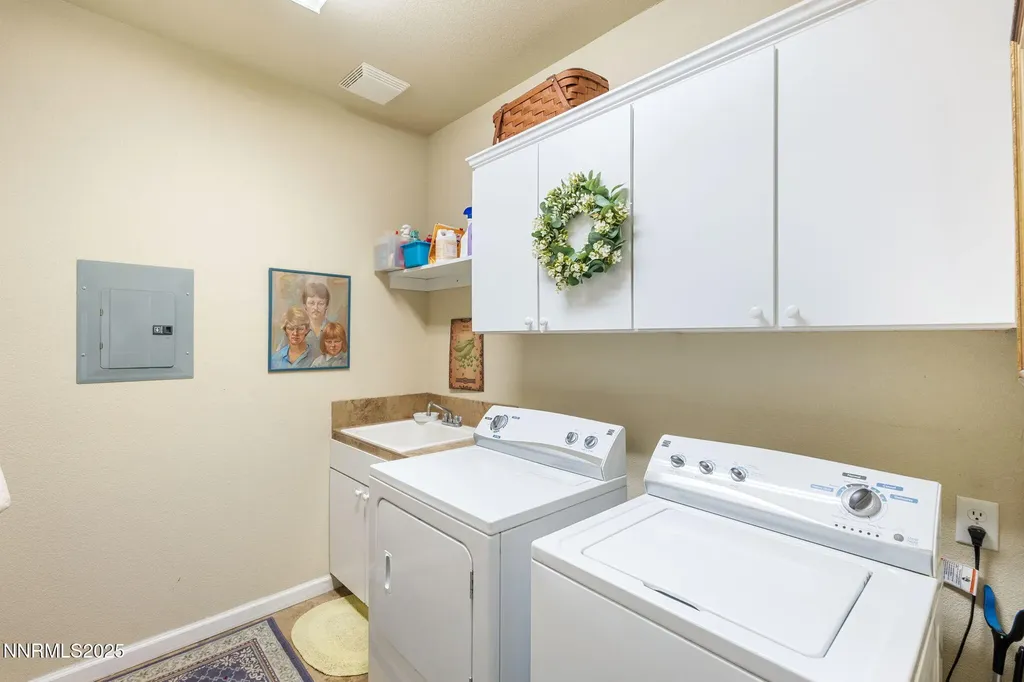 648 St Andrews Dayton NV 89403