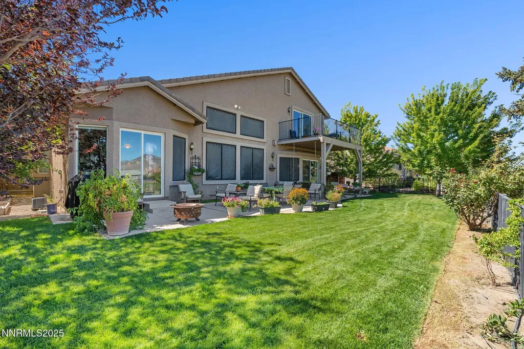 648 St Andrews Dayton NV 89403