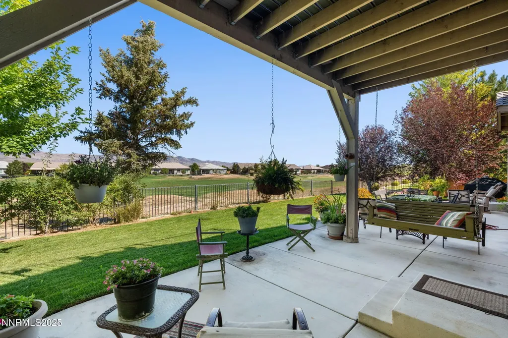 648 St Andrews Dayton NV 89403