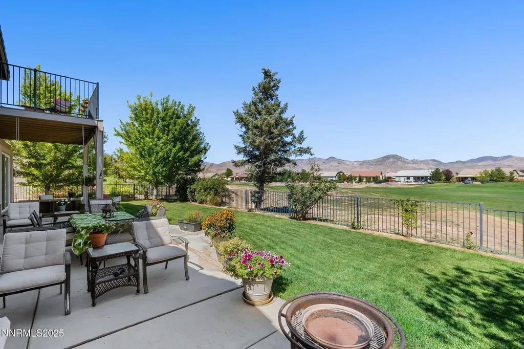 648 St Andrews Dayton NV 89403