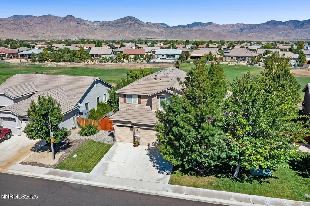 648 St Andrews Dayton NV 89403