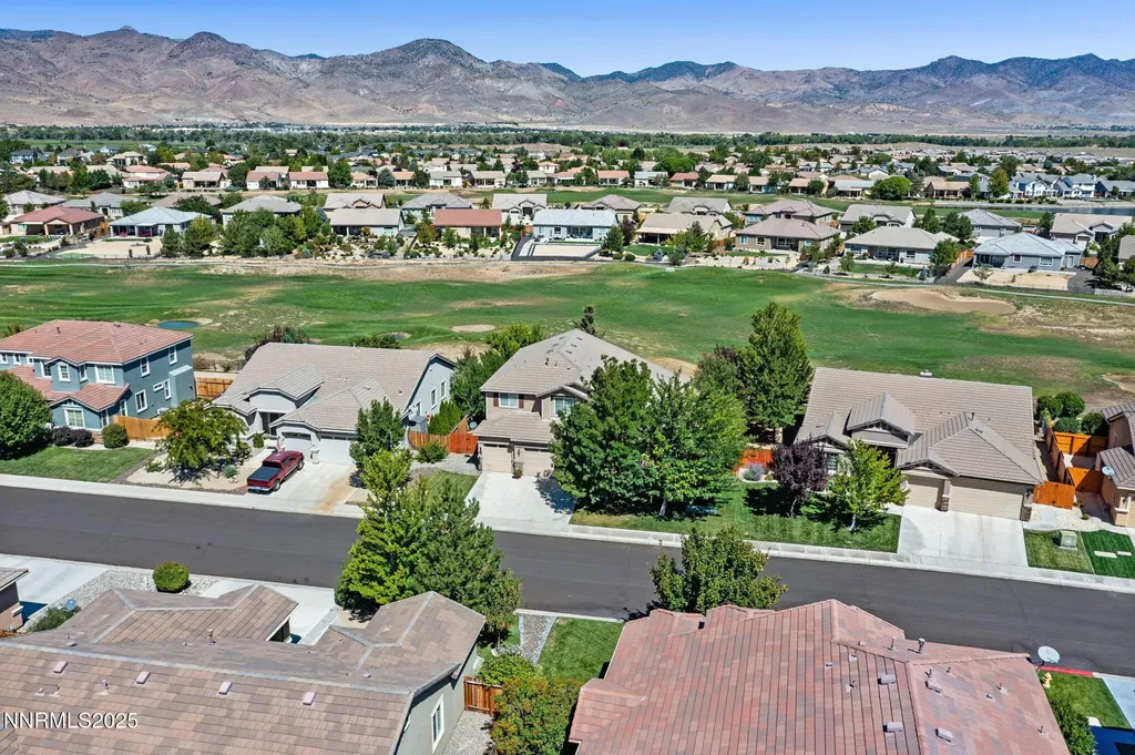 648 St Andrews Dayton NV 89403