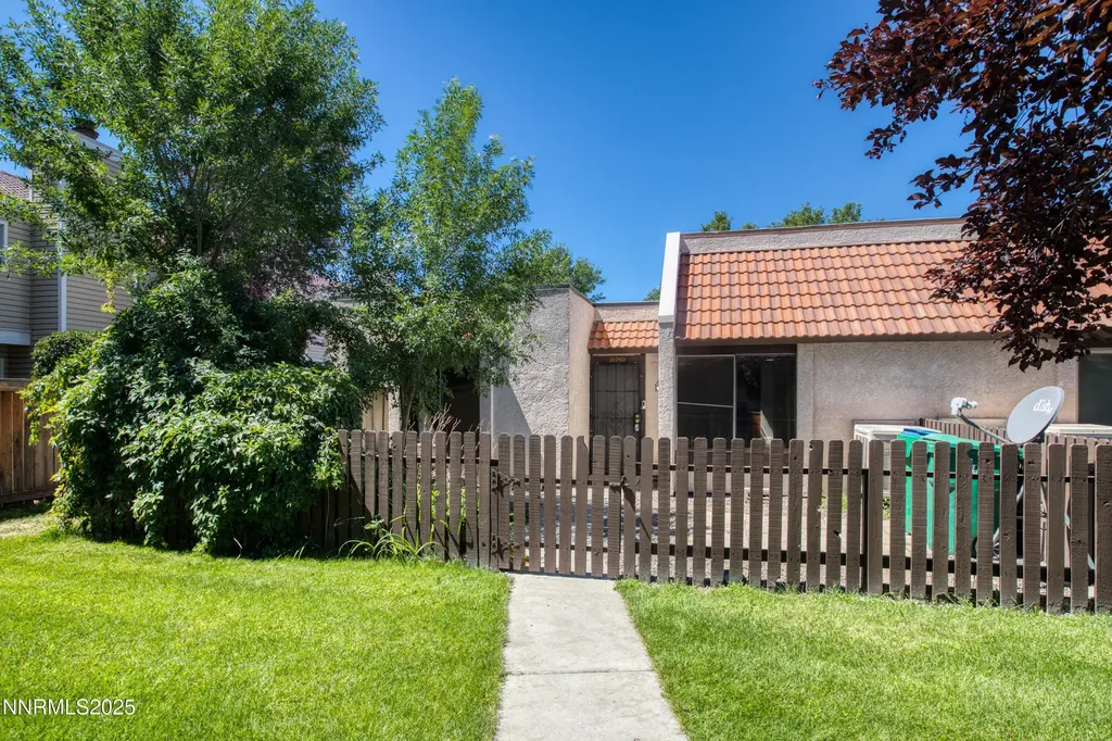 1029 Baywood Sparks NV 89434