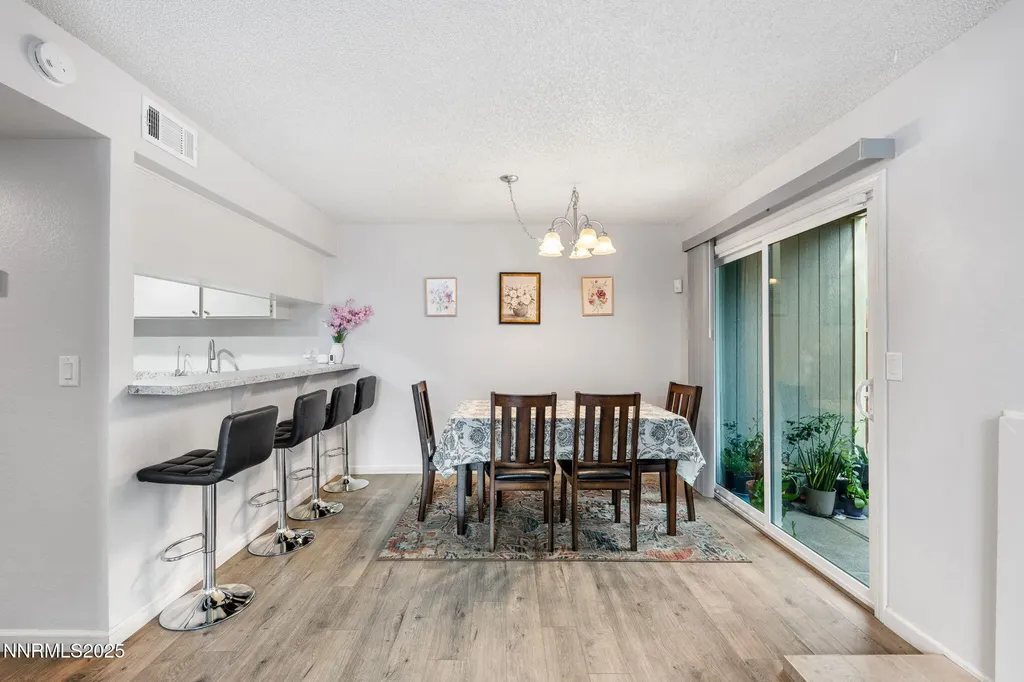1563 Steven Sparks NV 89431
