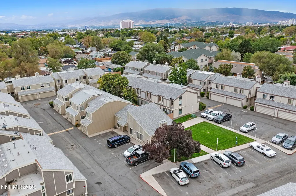 1563 Steven Sparks NV 89431
