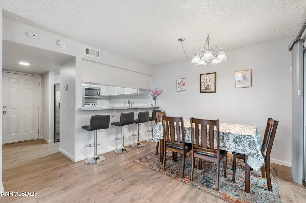1563 Steven Sparks NV 89431