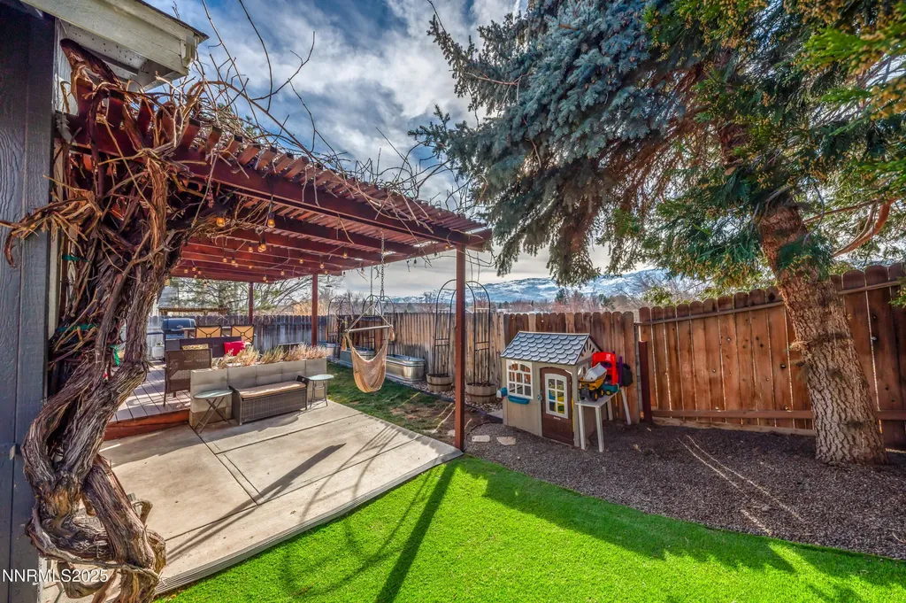 6052 Bankside Reno NV 89523