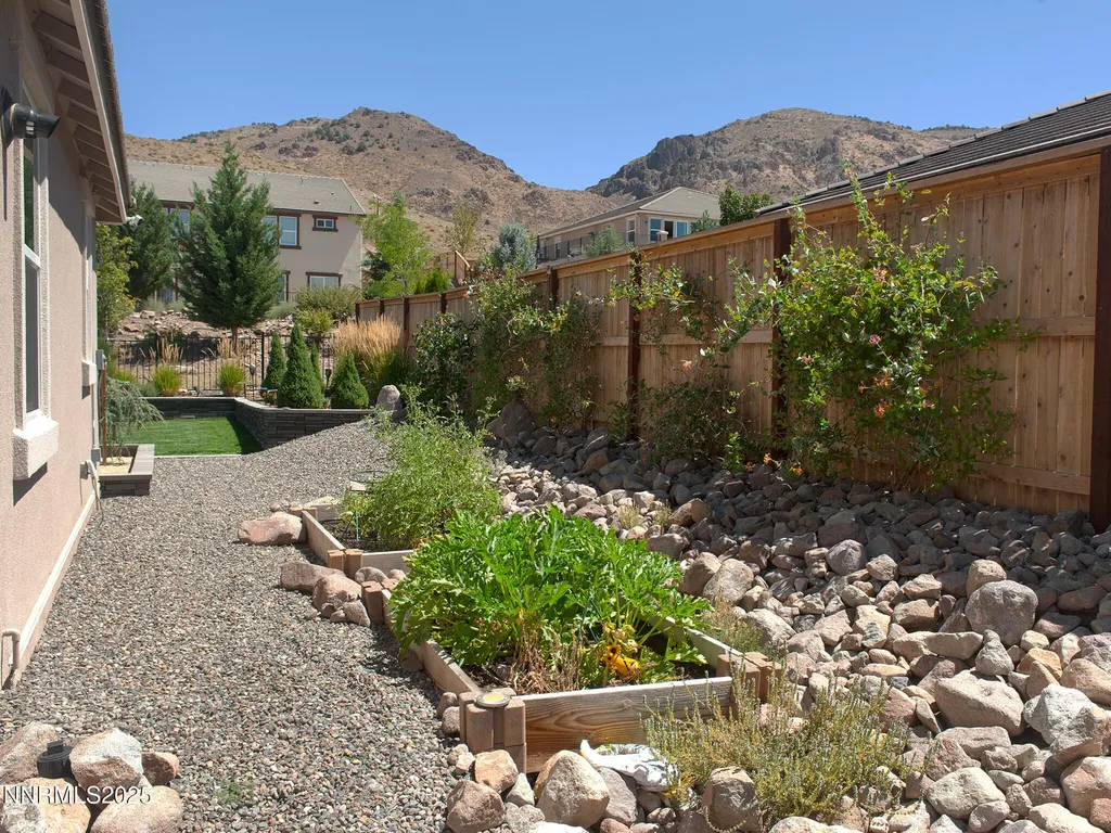 10326 Palladium Mine Reno NV 89521